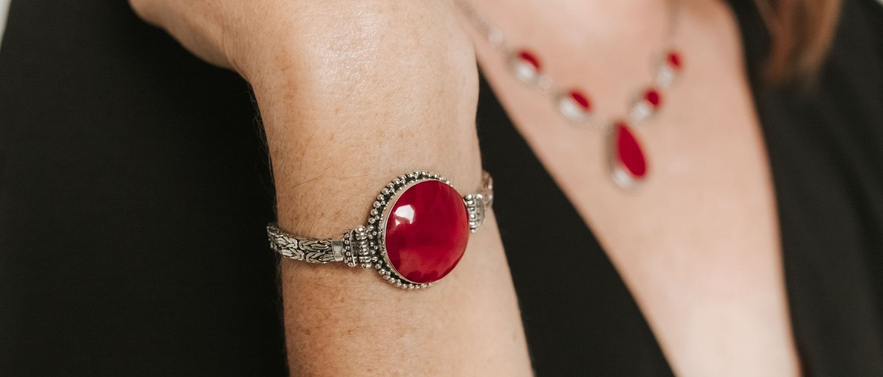 ♦️ (𝗥𝗲𝗱 𝗖𝗼𝗿𝗮𝗹 𝗦𝘁𝗼𝗻𝗲 𝗥𝗶𝗻𝗴) ♦️ | Coral stone ring, Red  coral, Coral stone